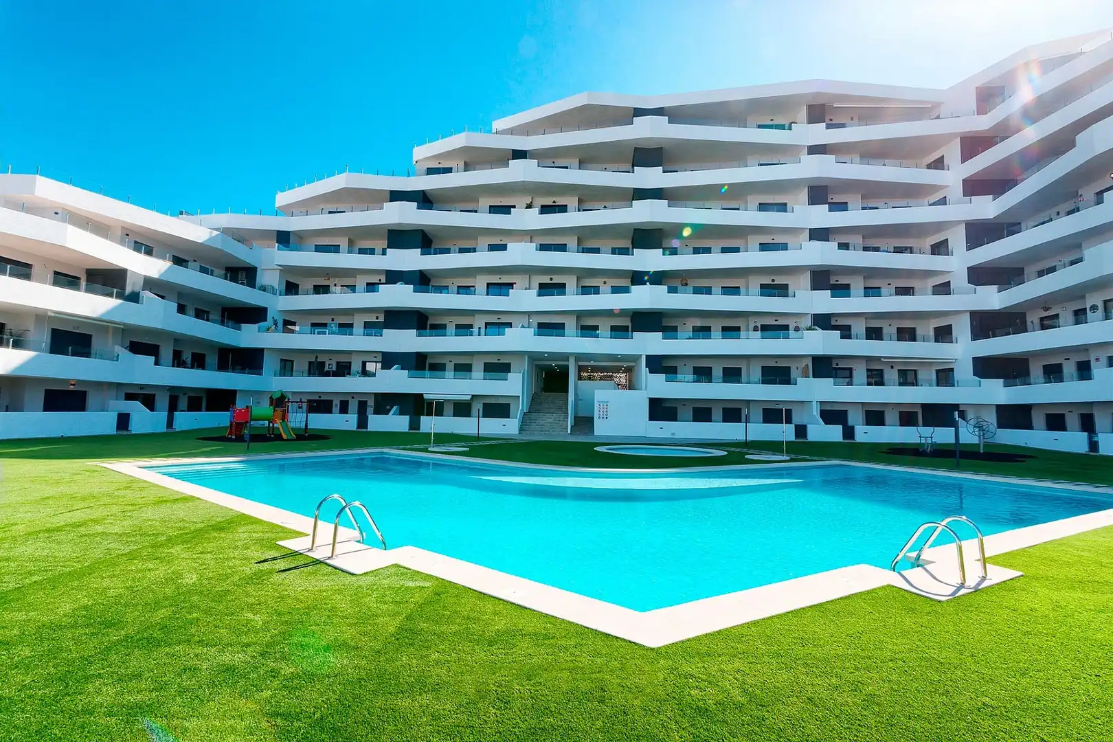 Apartamento con piscina en venta en San Miguel de Salinas, imagen 2