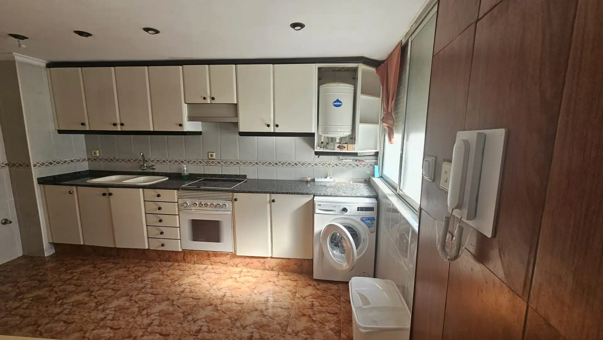 Cocina de Ático en venta en Sagunto / Sagunt con Balcón