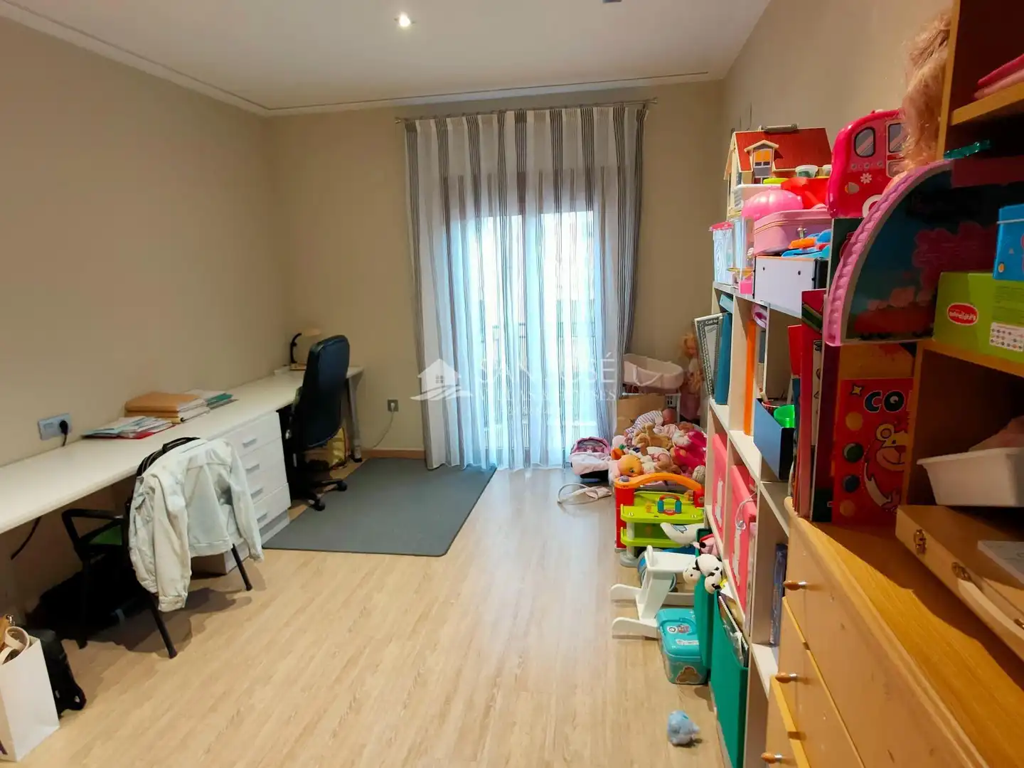 Pis en venda en Aspe amb Terrassa, Traster i Balcó