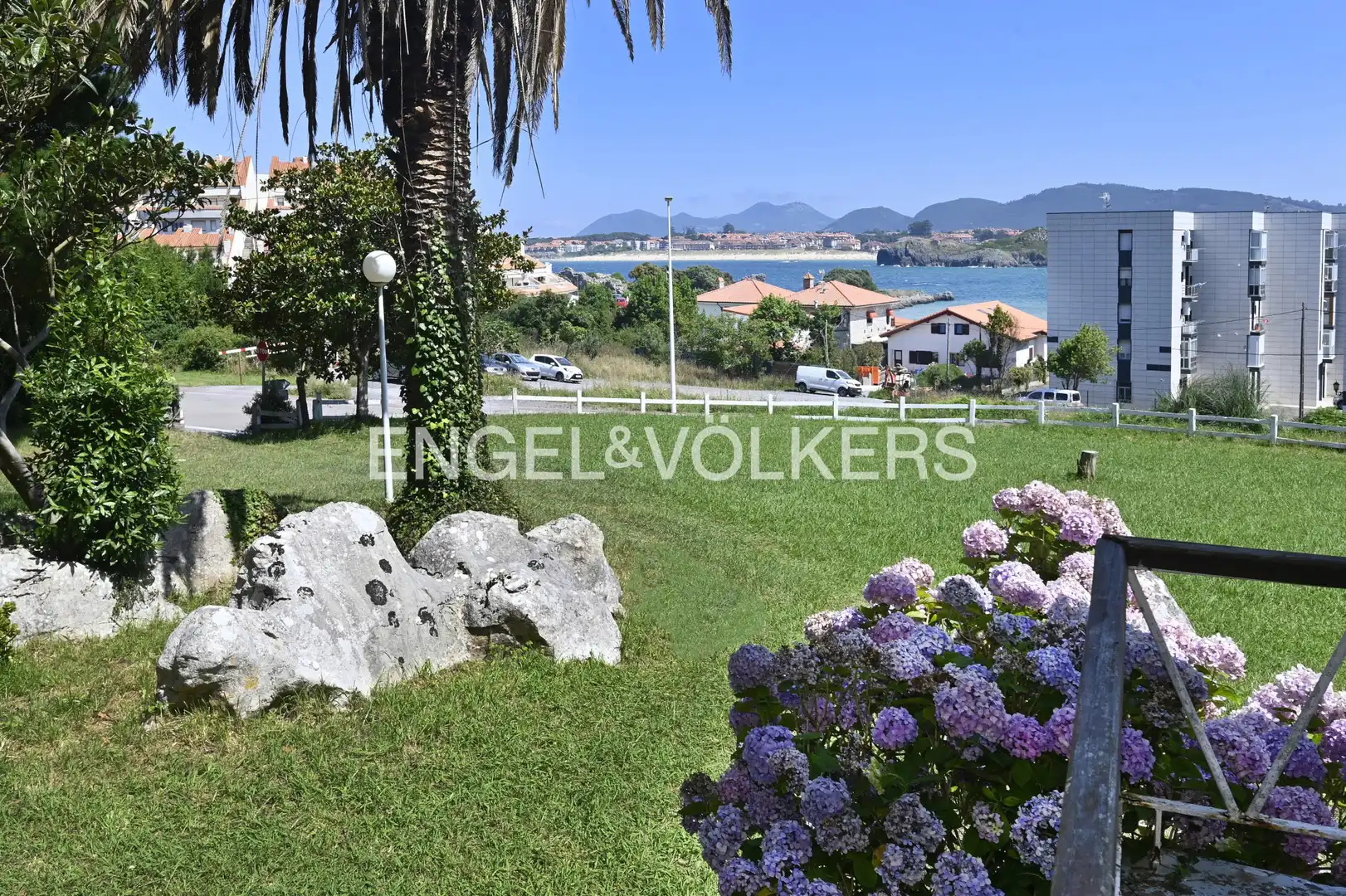 Casa o xalet en venda en Arnuero amb Calefacció i Jardí privat