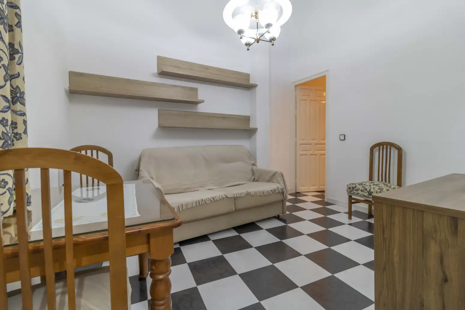 Sala de estar de Piso en venta en Sevilla con Aire acondicionado