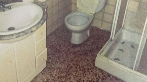 Ha estat seu de dues oficines i d'una botiga de queviures., Bild 4