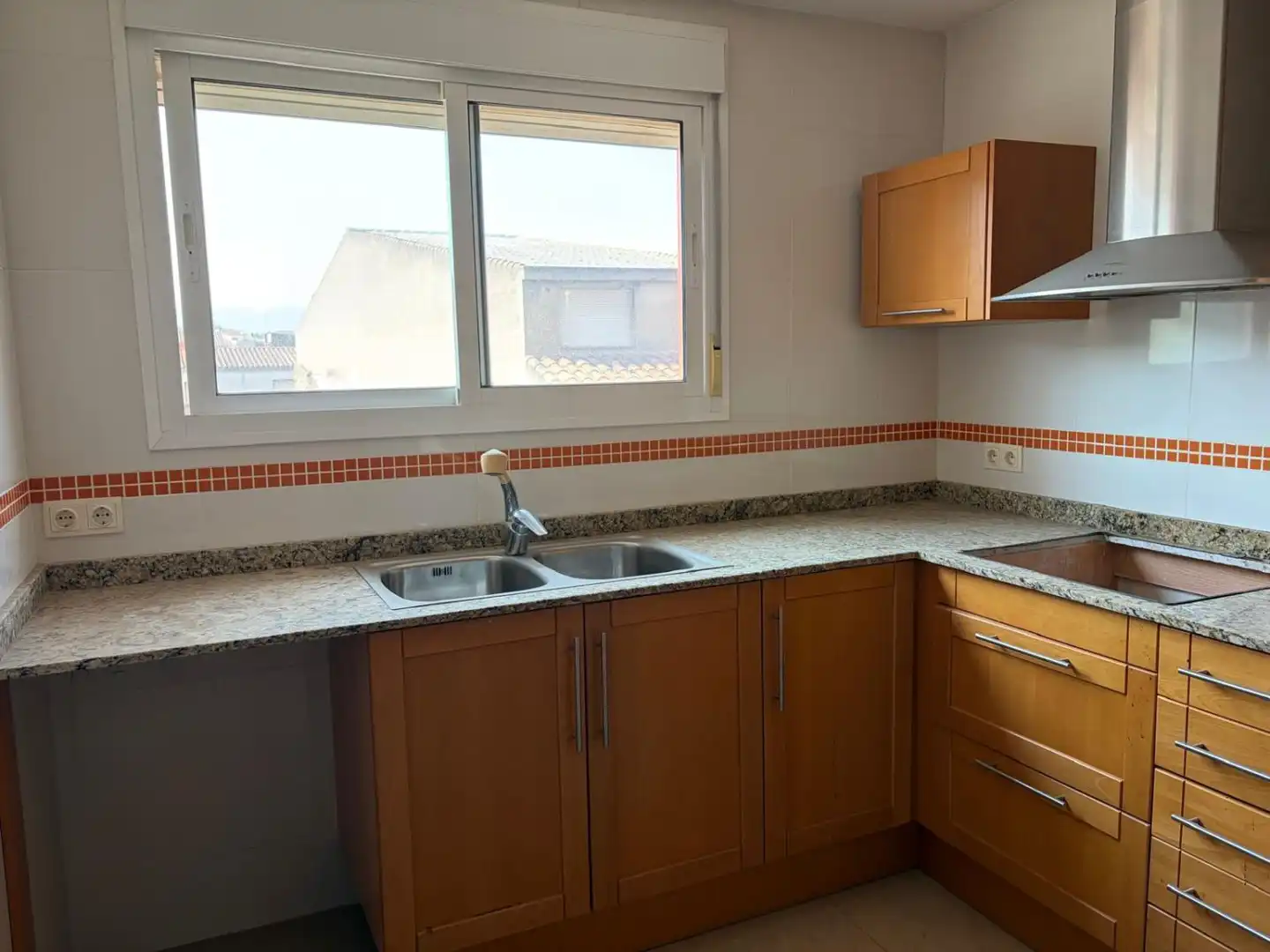 Kitchen of Flat for sale in Cabanes  with Air Conditioner, Terrace and Balcony