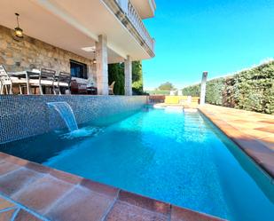 Schwimmbecken von Haus oder Chalet miete in Hoyo de Manzanares mit Terrasse und Schwimmbad