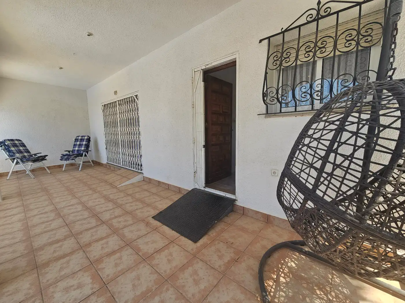 Chalet con terraza en venta en Calle Llevant, imagen 4