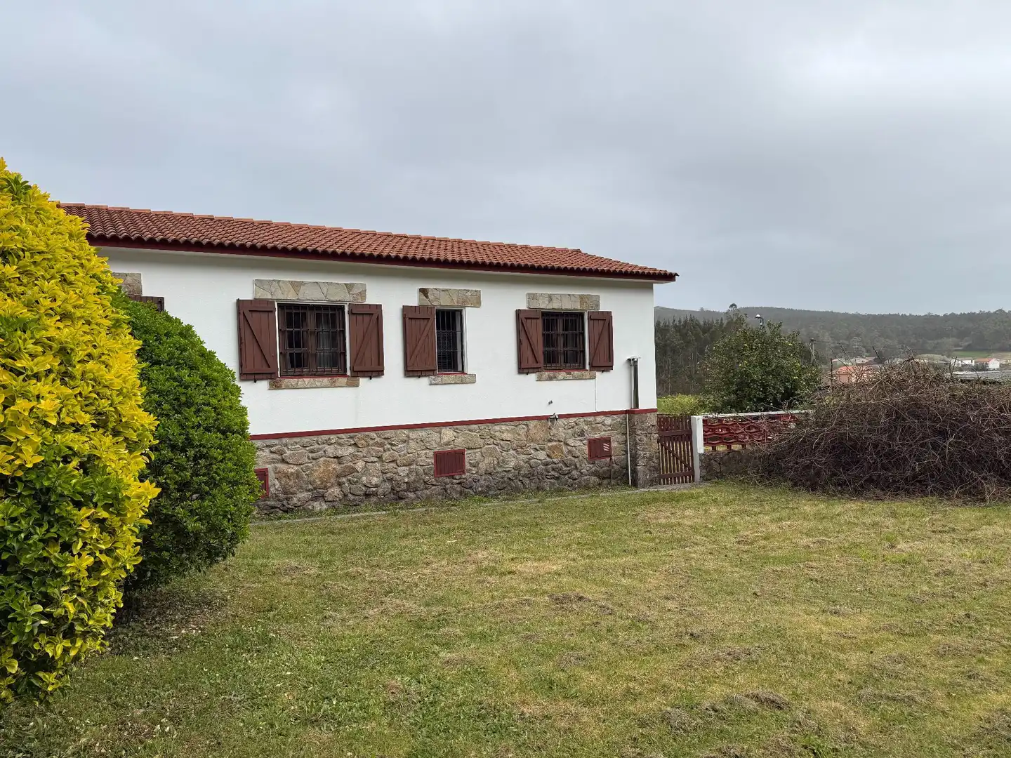 Vista exterior de Casa o chalet en venta en Muxía con Calefacción y Jardín privado
