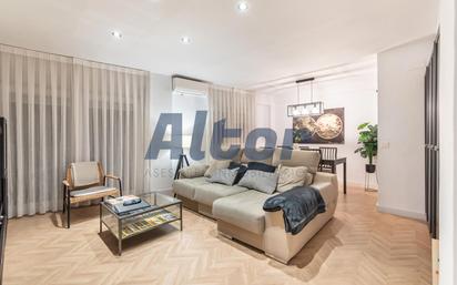 Living room of Flat for sale in  Madrid Capital  with Terrace