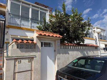 Villa avec piscine à vendre à Zona Carrefour - Urbanizaciones