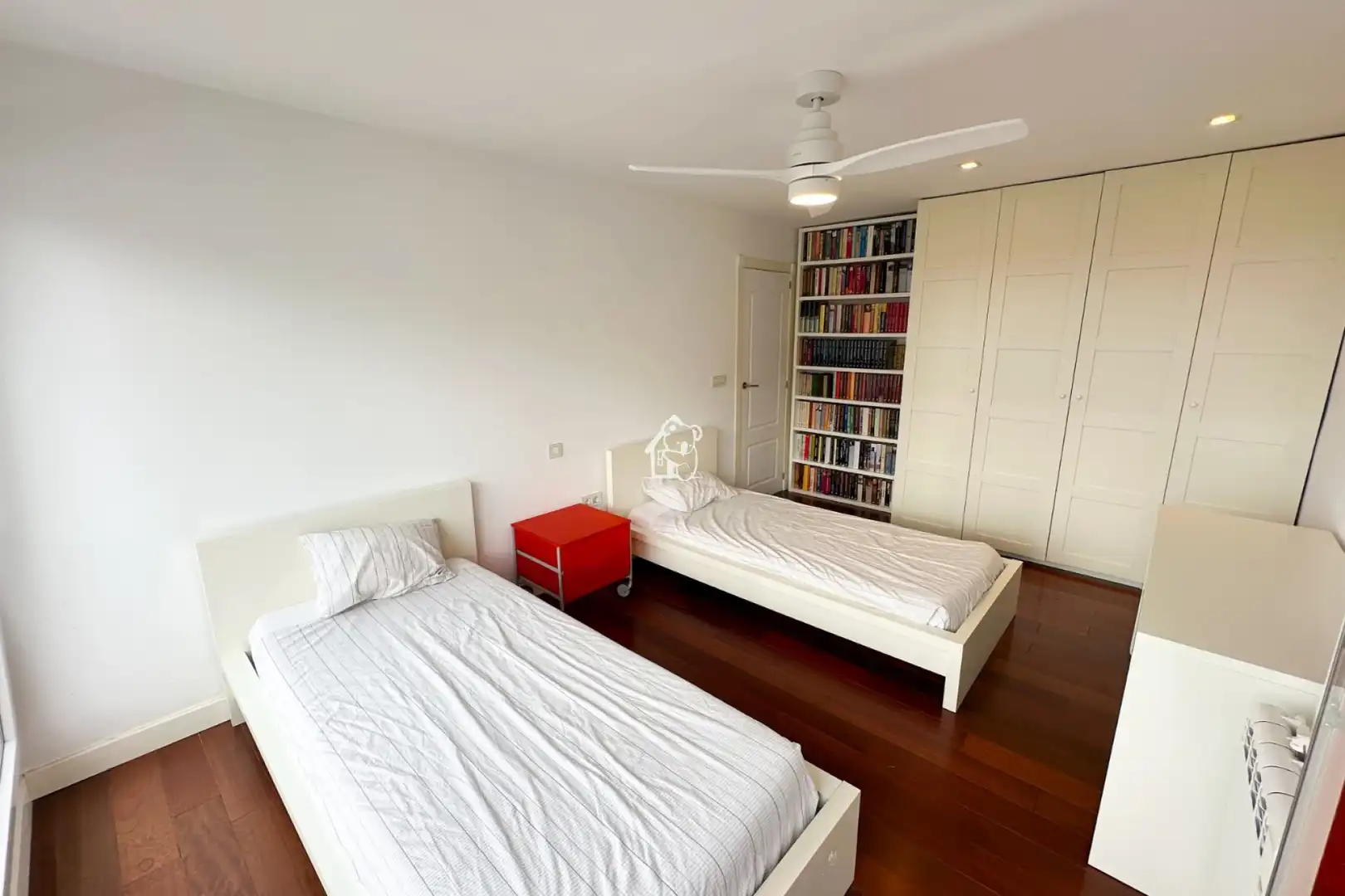Habitación de Piso de alquiler en Torrevieja con Parquet, Terraza y Piscina