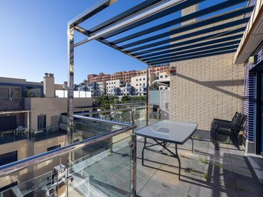 Appartamento con piscina in vendita a PINTOR DOMINGUEZ DE HARO