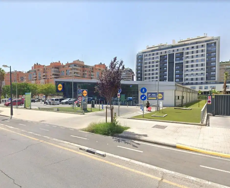 Local comercial en venda a Campanar, imagen 2