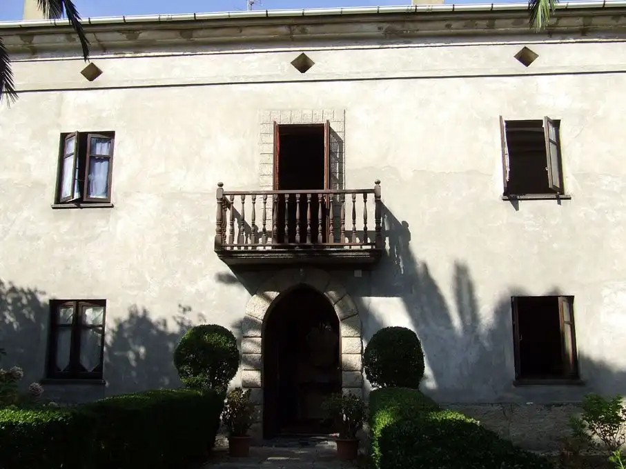 Vista exterior de Casa o chalet en venta en El Franco 