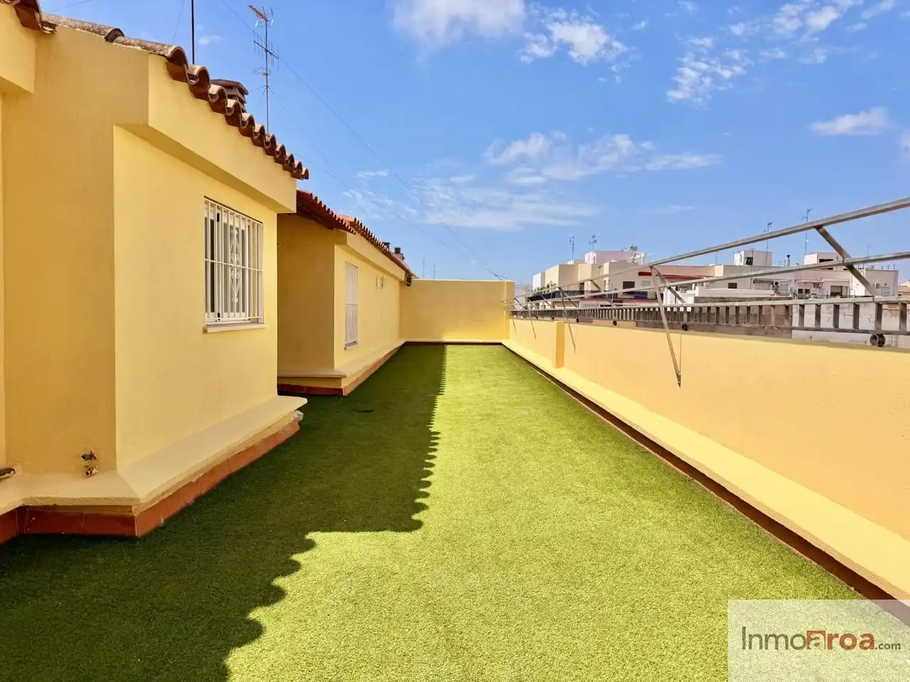 Terrace of Duplexes for rent in Castellón de la Plana / Castelló de la Plana  with Air Conditioner, Heating and Terrace