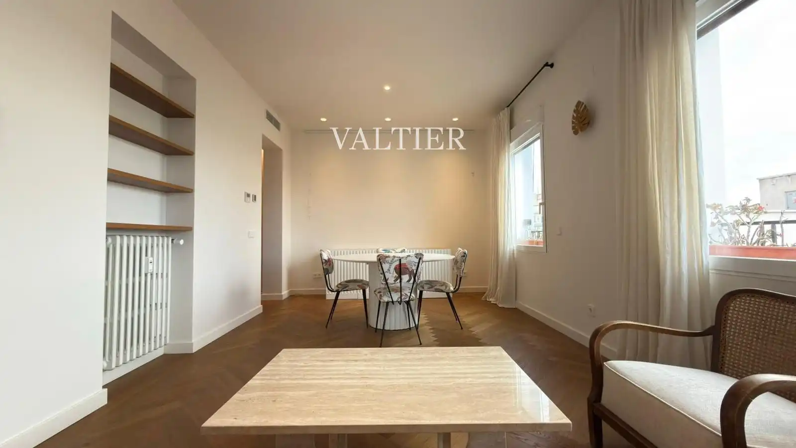 Comedor de Piso de alquiler en  Madrid Capital con Aire acondicionado, Calefacción y Amueblado