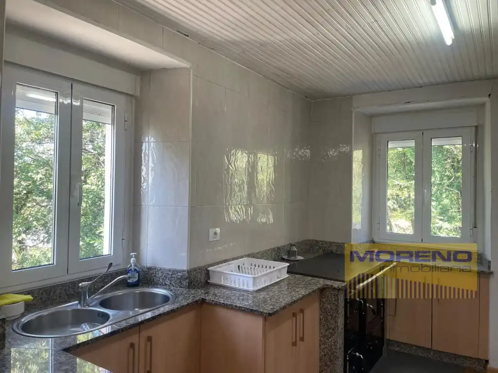 Cocina de Finca rústica en venta en O Incio 