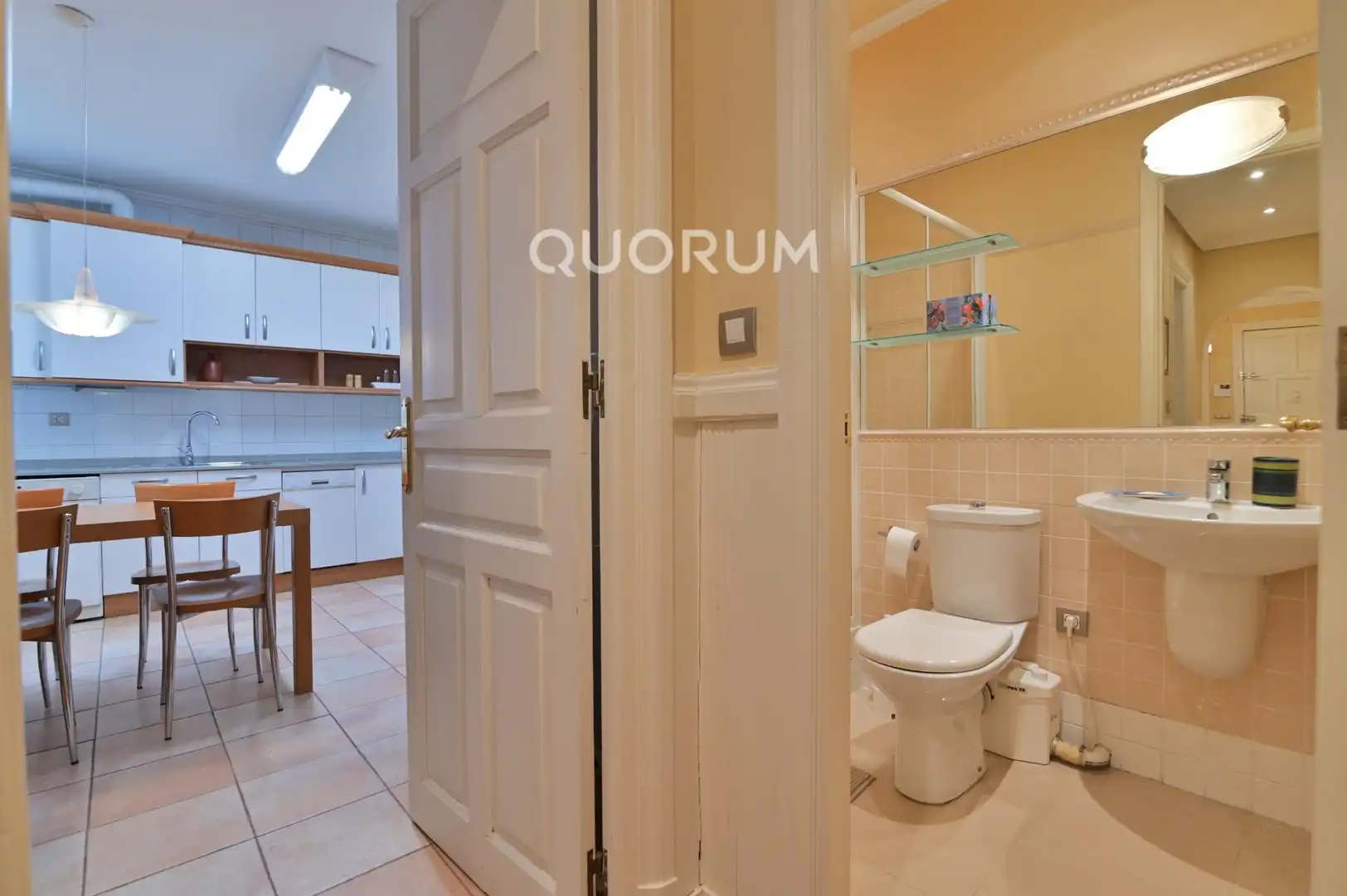 Bathroom of Flat for rent in Indautxu