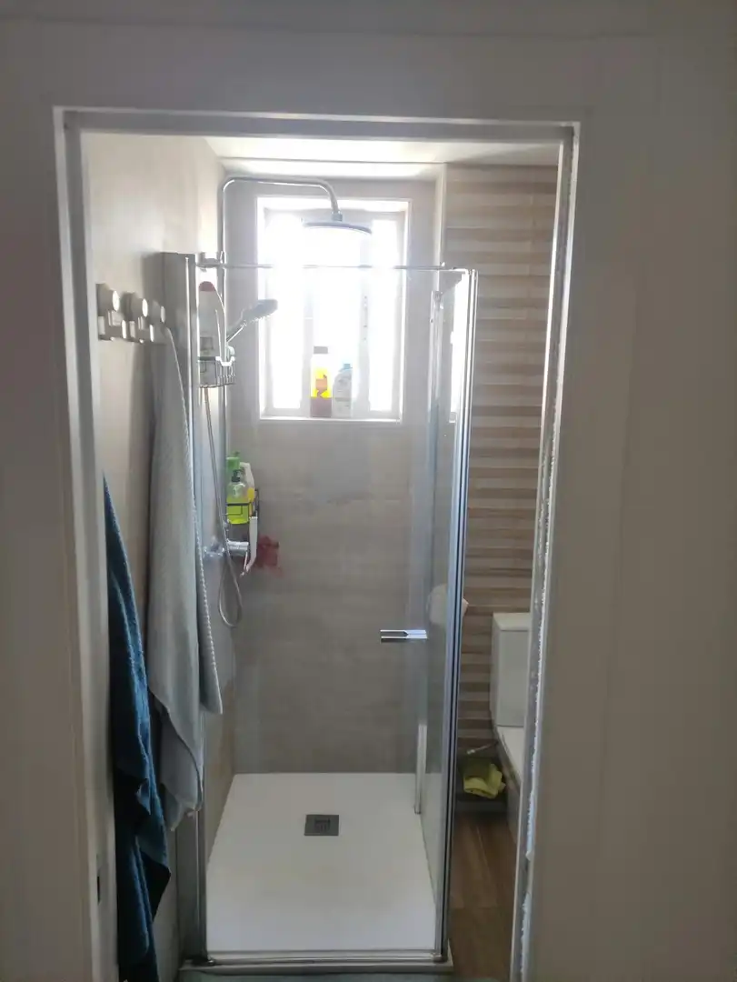 Baño de Piso para compartir en Macarena