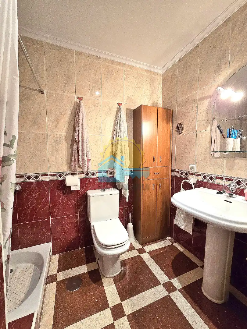 Baño de Piso en venta en Punta Umbría con Terraza y Balcón