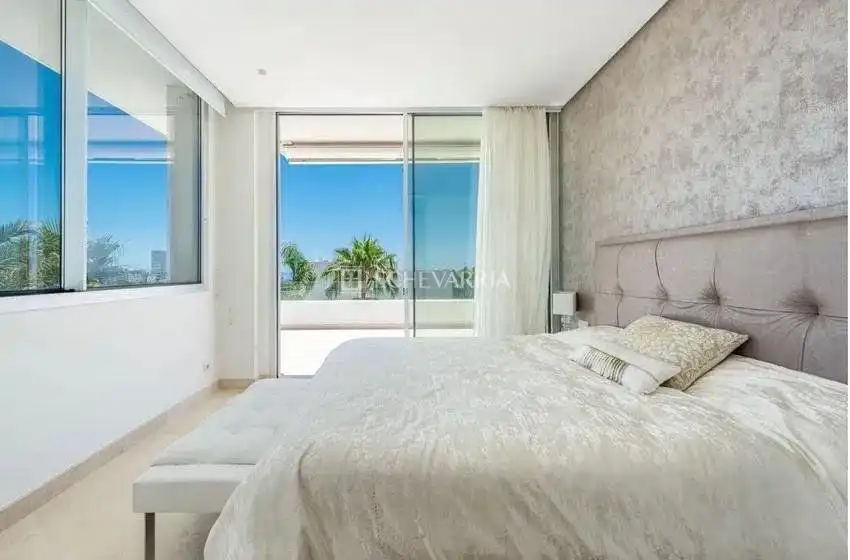 Habitación de Casa o chalet en venta en Marbella con Jardín privado, Terraza y Trastero