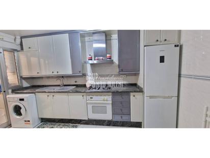 Kitchen of Flat for sale in  Valencia Capital  with Air Conditioner, Furnished and Balcony