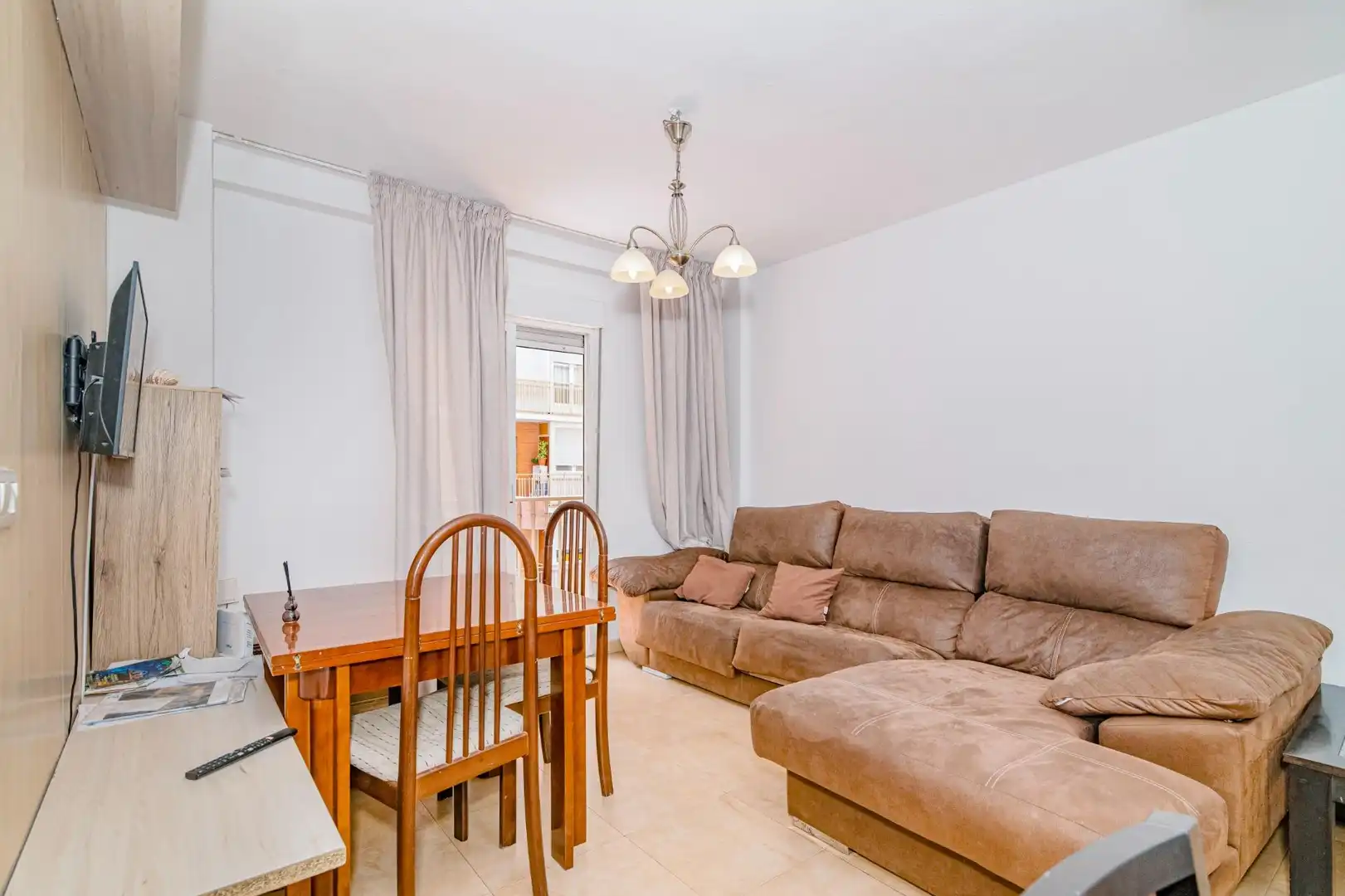 Piso con terraza en venta en Calle SOCRATES 20, imagen 3