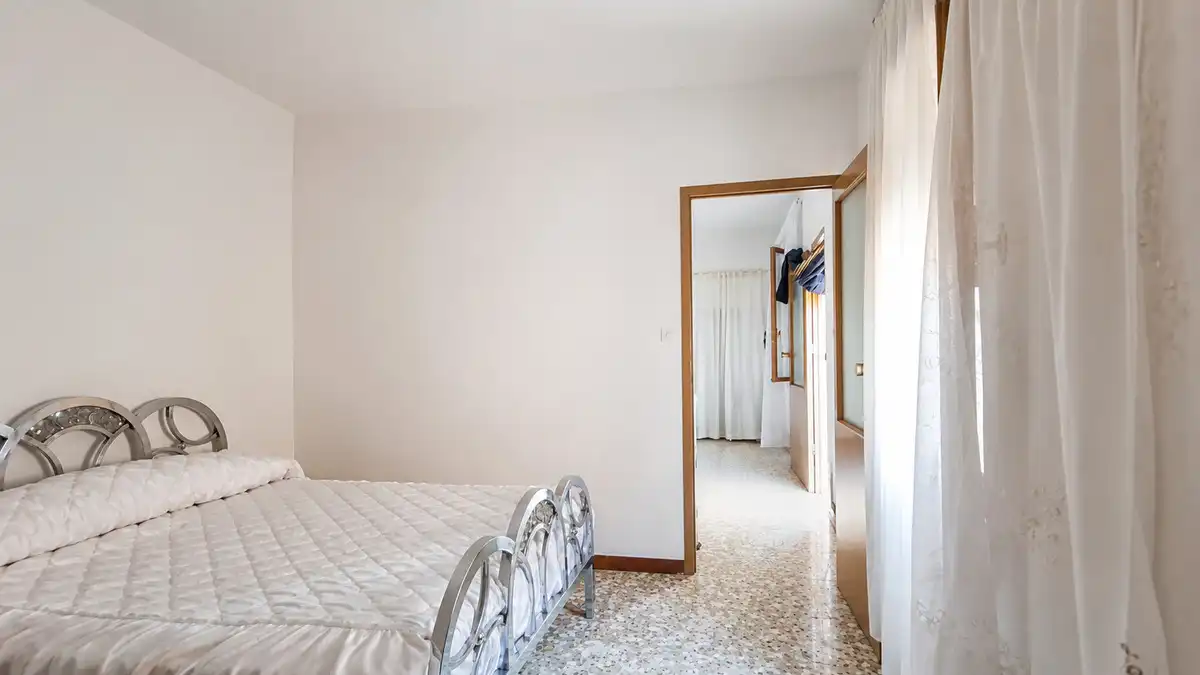 Casa rústica amb jardí en venda a Avenida Juan Carlos I, imagen 14