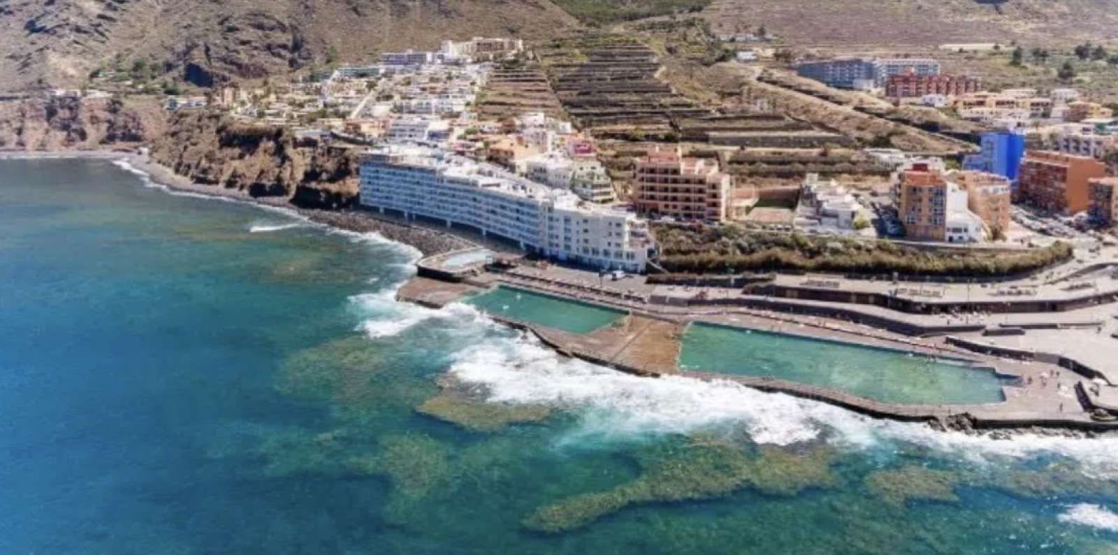 Vista exterior de Estudio para compartir en San Cristóbal de la Laguna con Aire acondicionado, Terraza y Amueblado
