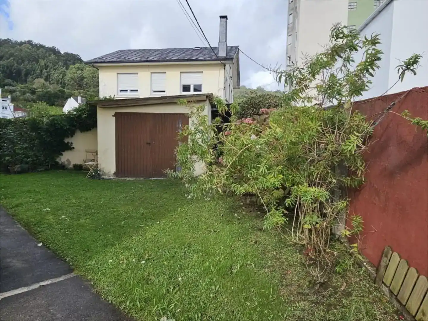 Casa o xalet en venda en Viveiro amb Jardí privat, Parquet i Moblat