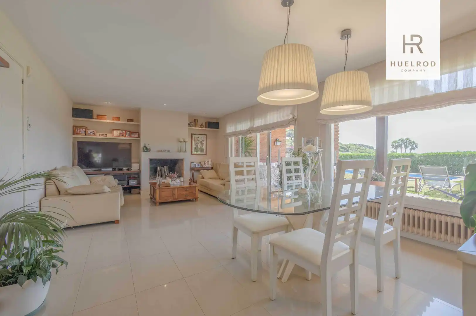 Esszimmer von Haus oder Chalet zum Verkauf in Sant Vicenç de Montalt mit Klimaanlage, Heizung und Privatgarten
