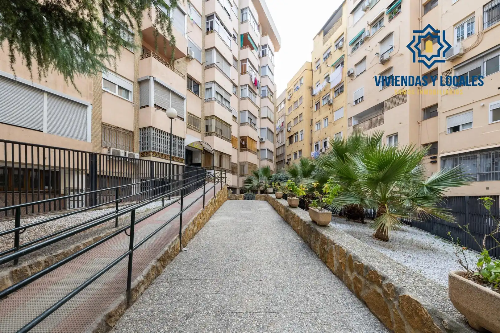 Flat with lift for sale in Beiro, imagen 2