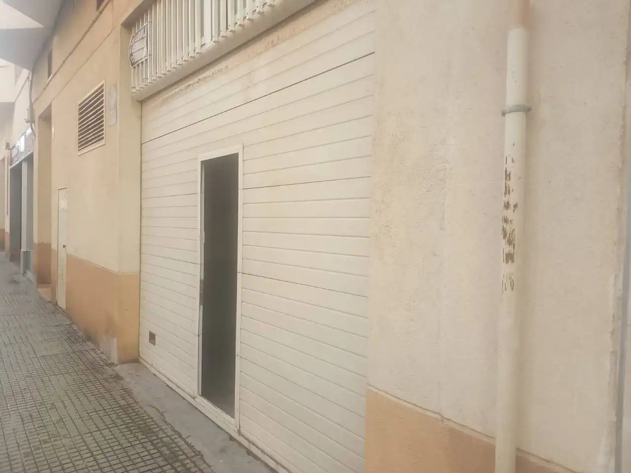 Business premises for sale in Calle Poeta Llorente, imagen 12
