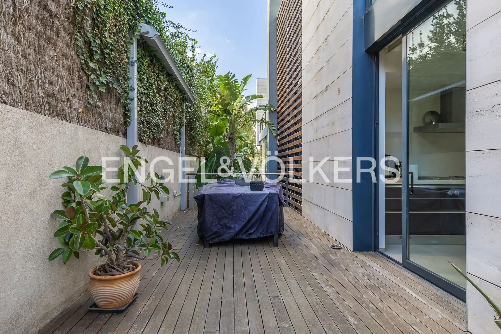 Terrace of Houses for sale in Sant Cugat del Vallès  with Air Conditioner, Heating and Private garden
