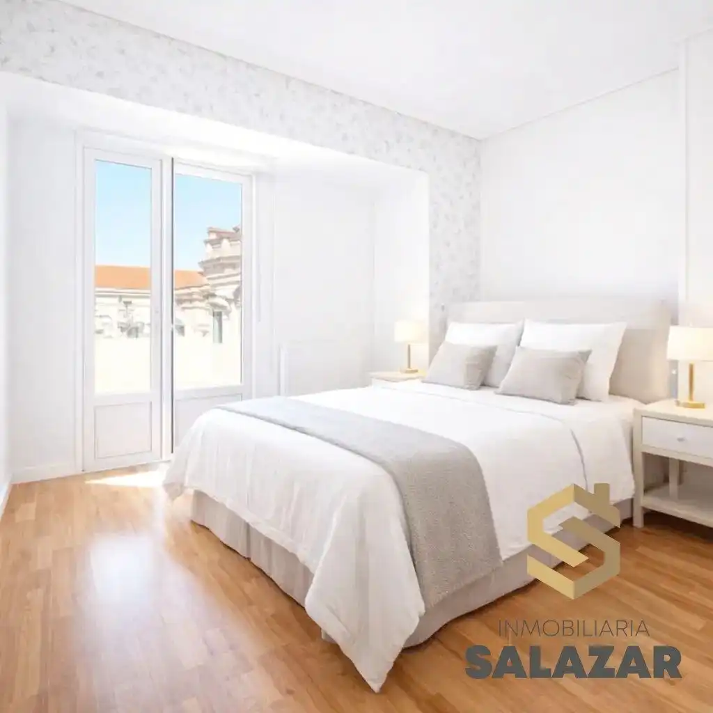 Schlafzimmer von Dachboden zum Verkauf in Bilbao  mit Heizung, Terrasse und Balkon