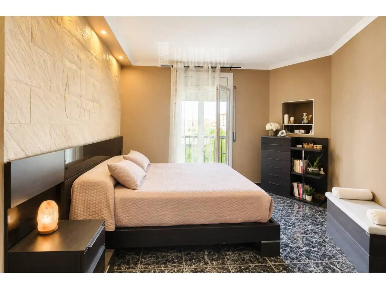 Habitación de Piso en venta en Manlleu con Calefacción, Terraza y Balcón