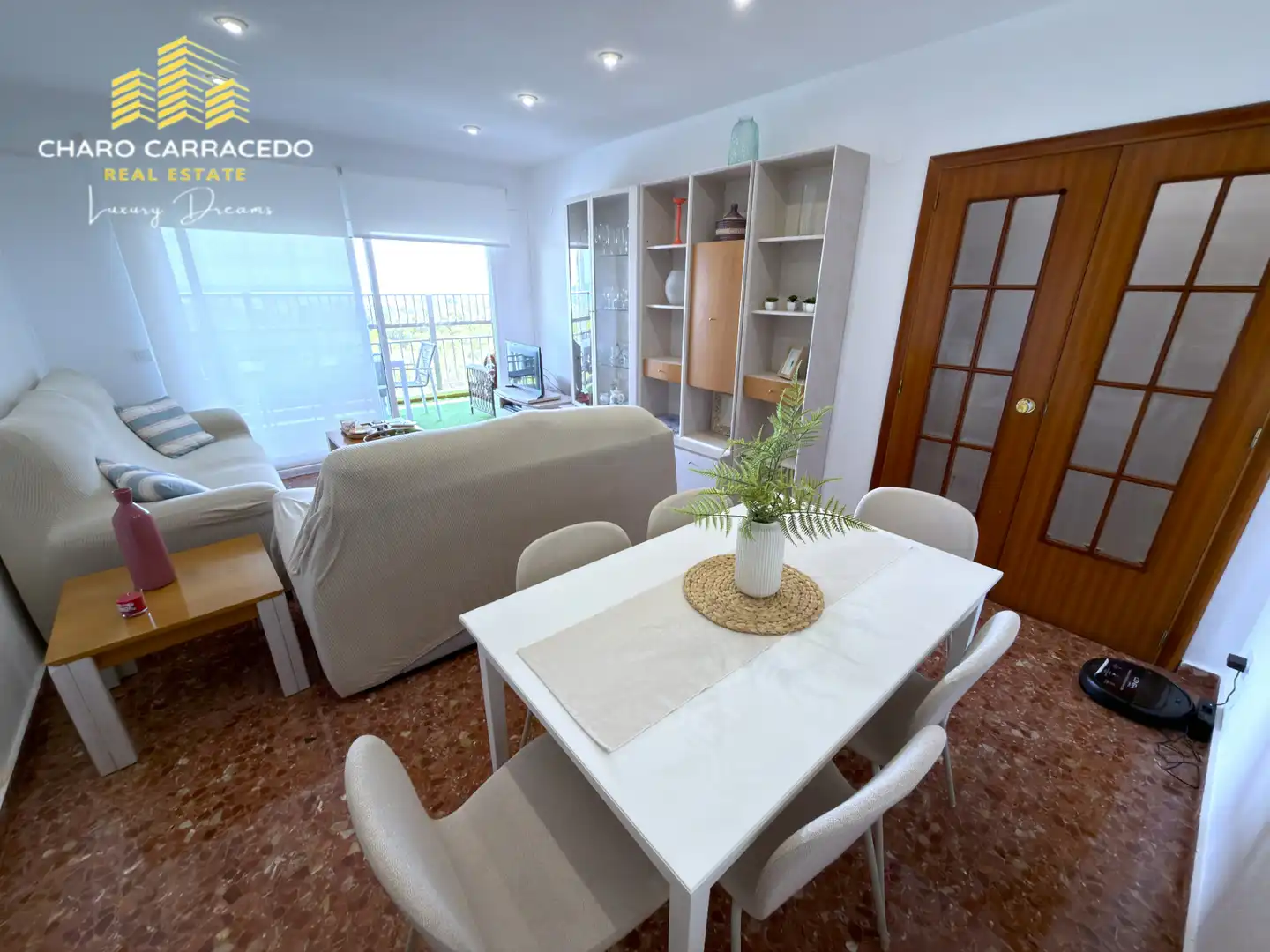 Sala d'estar de Pis de lloguer en Valencia amb Aire condicionat, Jardí privat i Terrassa