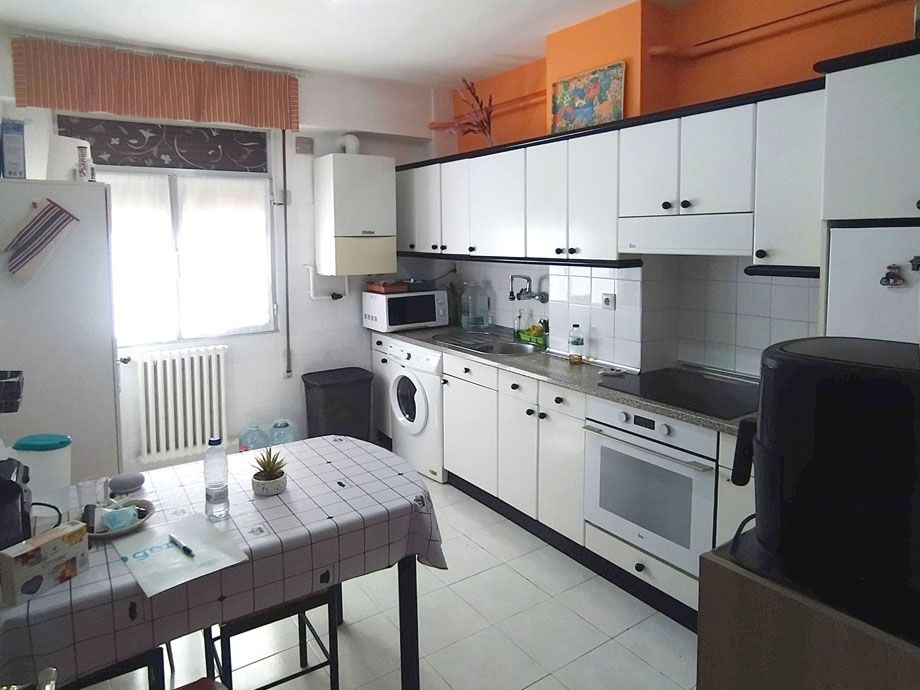 Kitchen of Flat for sale in Vitoria - Gasteiz  with Heating and Storage room