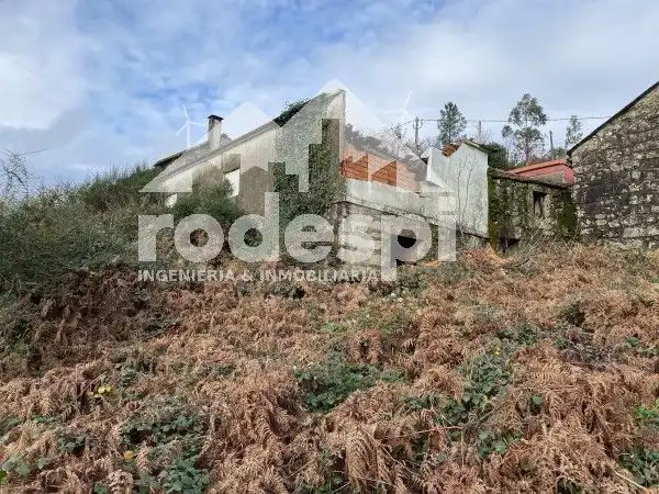 Casa en venda a Covelo
