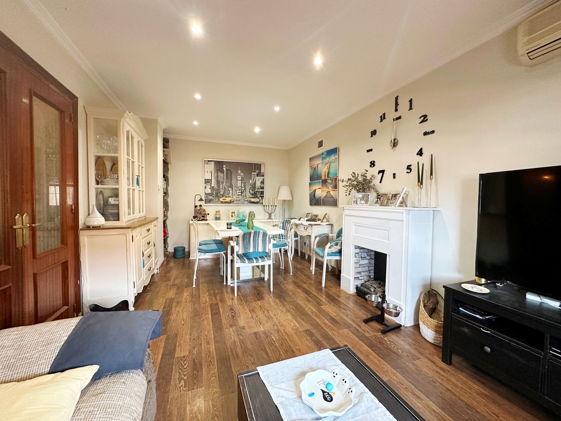 Sala de estar de Casa adosada en venta en Málaga Capital con Aire acondicionado, Terraza y Balcón