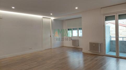 Foto 4 de Piso de alquiler en Centro, Ourense Capital