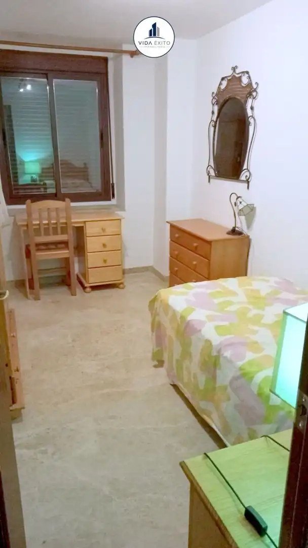 Schlafzimmer von Wohnung zum Verkauf in Jaén mit Klimaanlage, Heizung und Terrasse