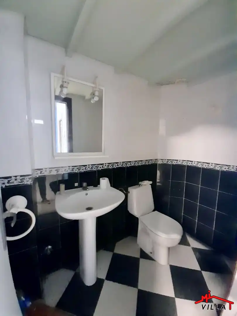 Bathroom of Commercial properties for rent in Laredo