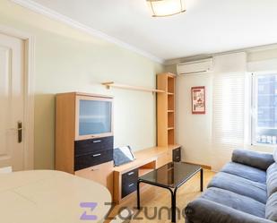 Bedroom of Flat to rent in  Madrid Capital  with Air Conditioner, Heating and Parquet flooring