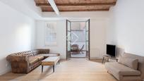 Living room of Flat for sale in  Barcelona Capital  with Air Conditioner, Parquet flooring and Terrace