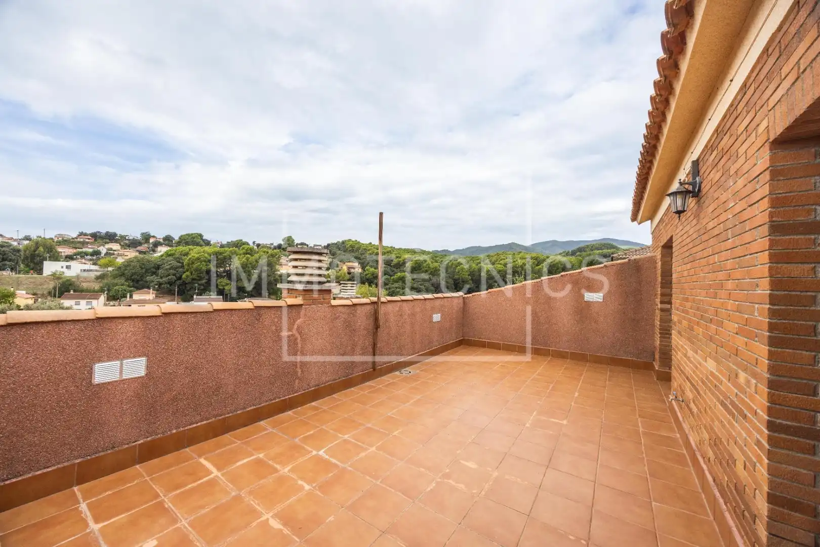 House with terrace for sale in Avenida Avinguda Ca l'Esmandía, imagen 7