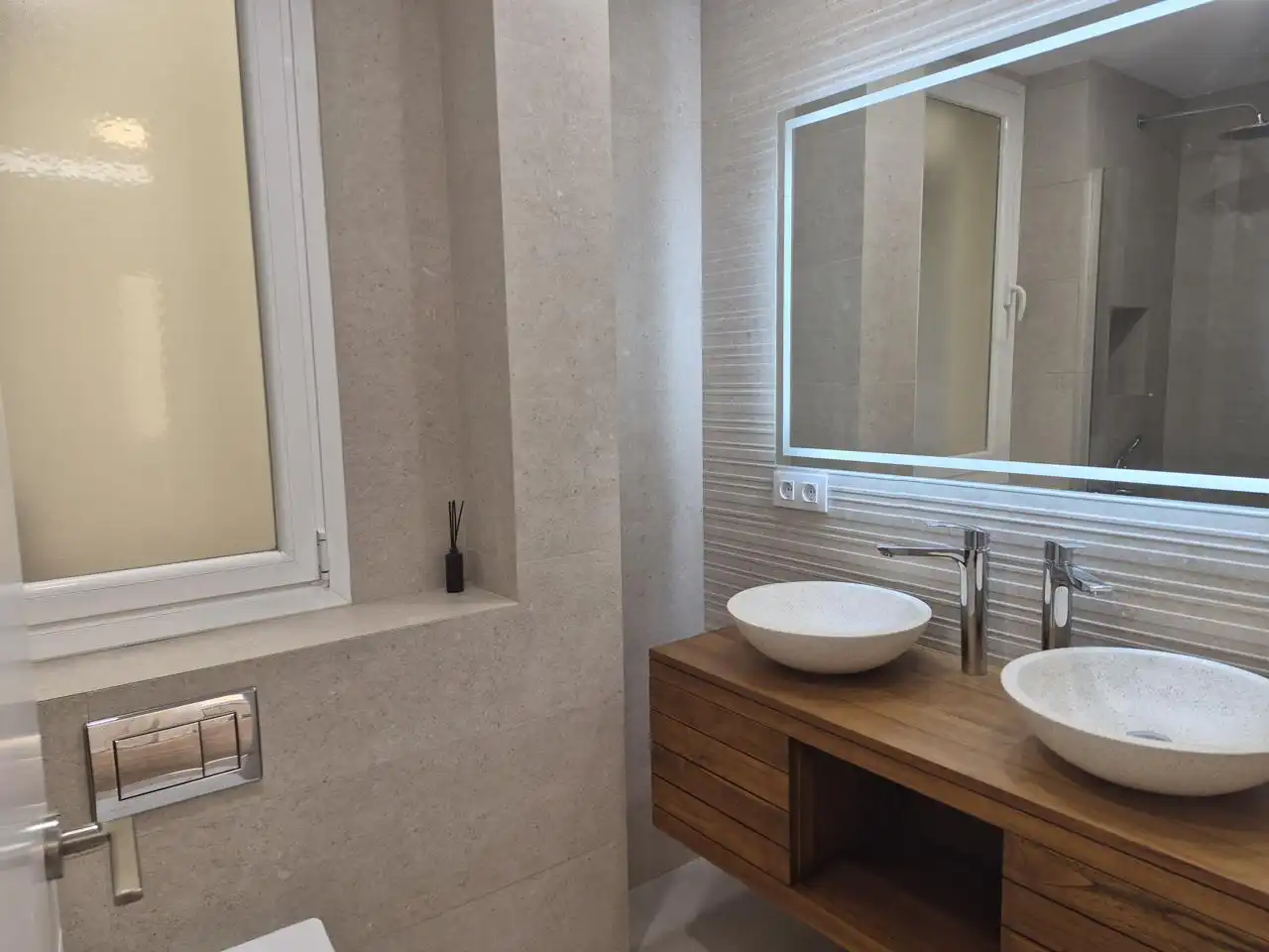 Baño de Piso en venta en Madrid con Aire acondicionado y Calefacción