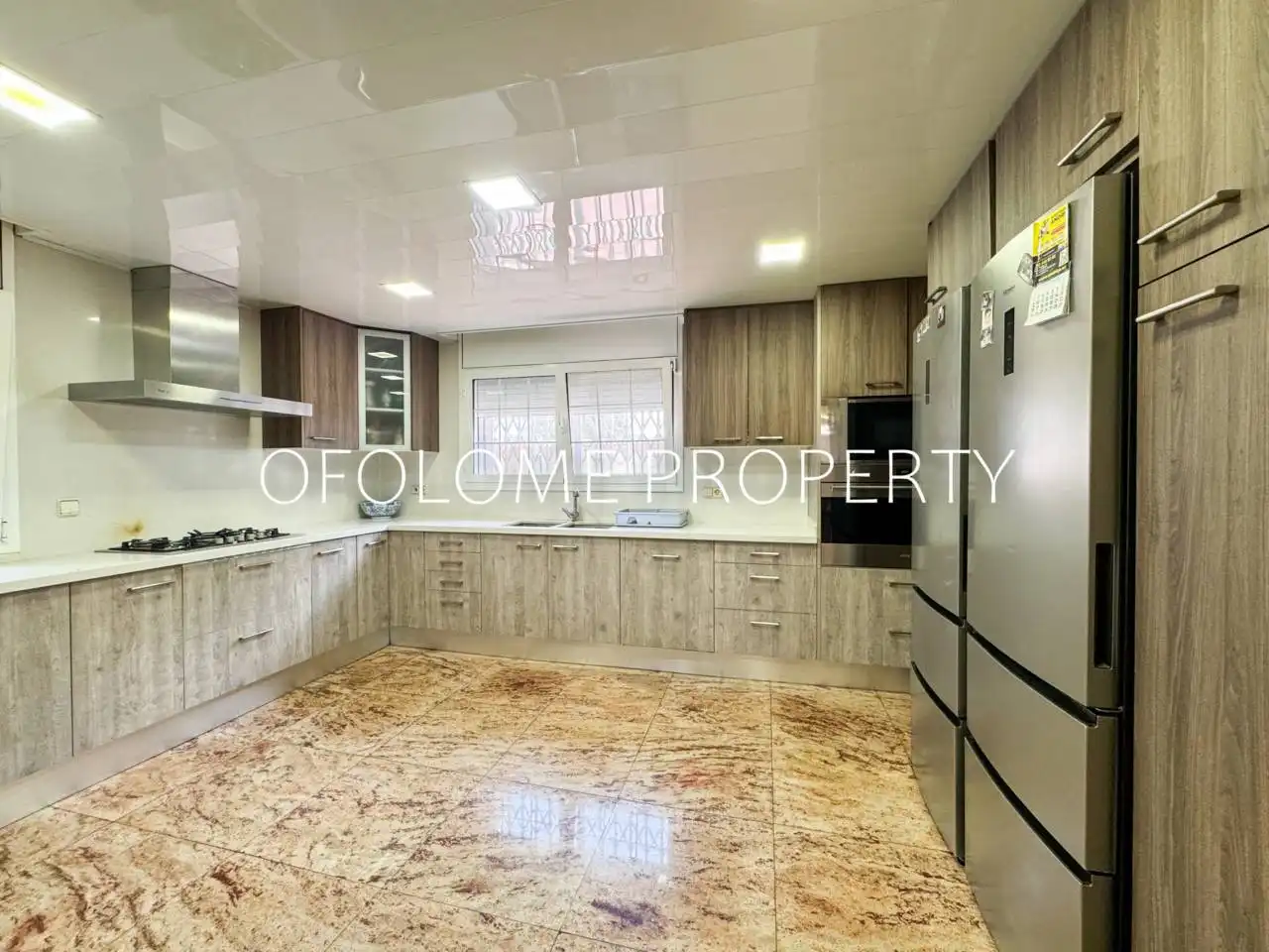 Cocina de Casa o chalet en venta en Santa Perpètua de Mogoda con Aire acondicionado, Calefacción y Jardín privado