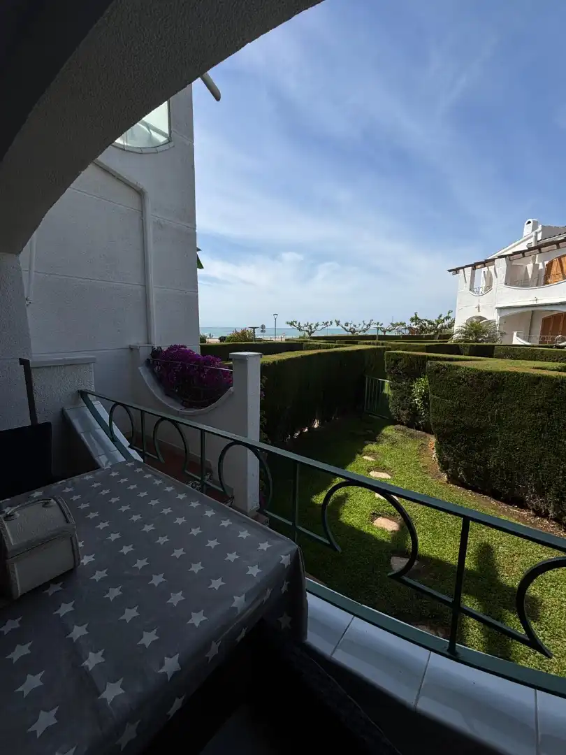 Jardín de Casa adosada en venta en Vandellòs i l'Hospitalet de l'Infant con Aire acondicionado, Jardín privado y Terraza