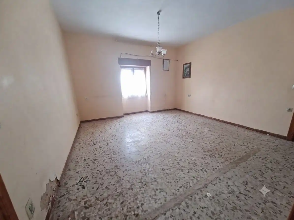 Sala d'estar de Casa o xalet en venda en Casas de los Pinos