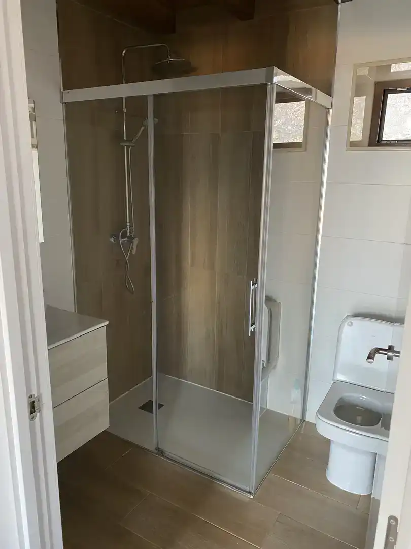 Baño de Piso de alquiler en Carnota con Amueblado y Balcón