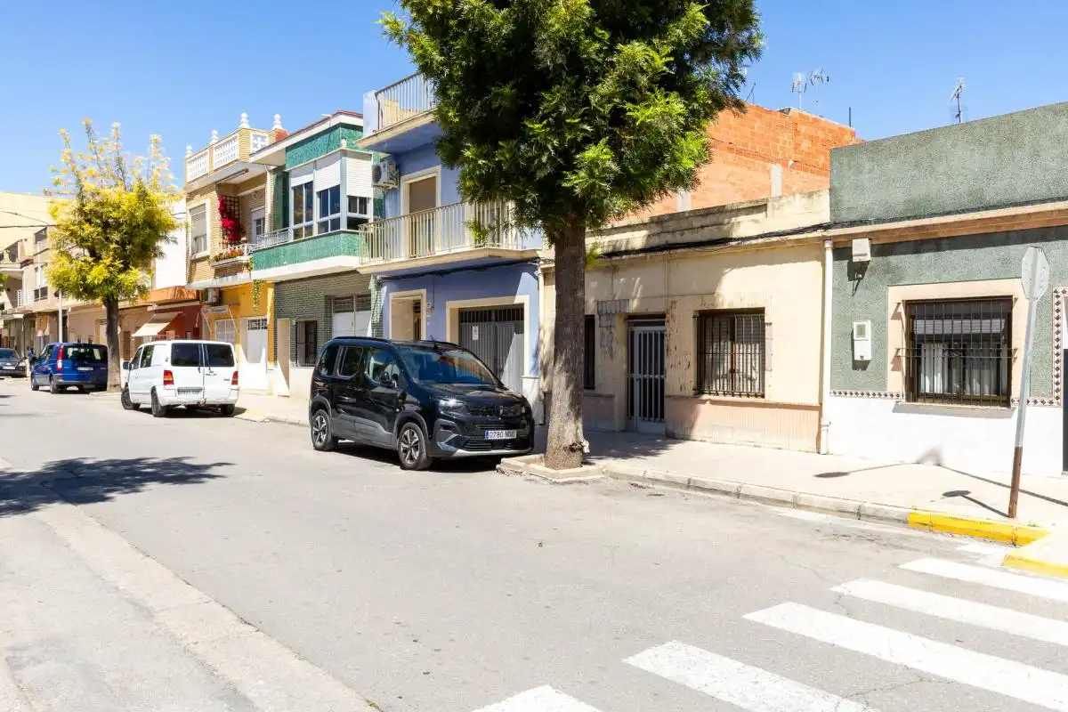 Vista exterior de Casa adosada en venda en Sollana amb Aire condicionat, Calefacció i Terrassa
